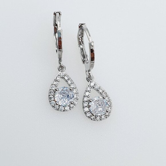 "925 Silver Plated Fashionable CZ Earrings For Women, FB16FA1148 - Picture 9 of 10